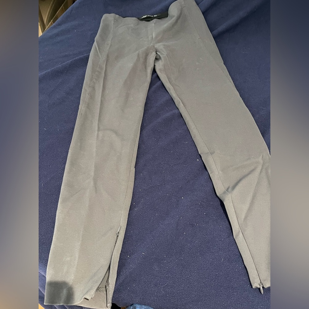 Zara women’s pants in Charcoal Gray
